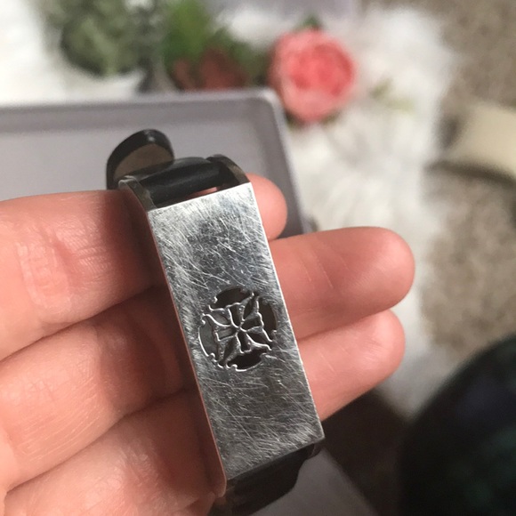RARE FIND Rustic Cuff FitBit Case Cover Bracelet - Picture 8 of 8